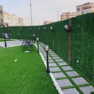 تركيب عشب صناعي وتنسيق حدائق بالاحساء – حلول خضراء متكاملة من مؤسسة ظلال هجر