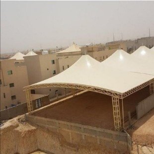 مظلات هرمية في الاحساء 
